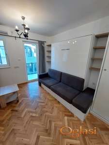 CENTAR RENOVIRANA GARSONJERA