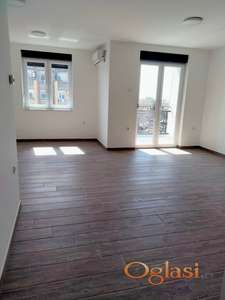 BMT Lux Nova Zgrada kod Maxija i Pijace Luksuzan Cetvorosoban stan 71kvadrat