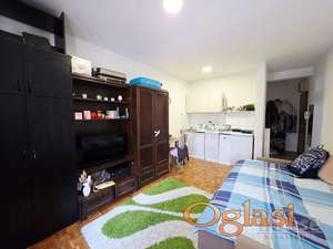 STAN - NOVI SAD - BULEVAR - 22m2 - 80000 evra