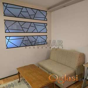 Izdaje se stan kod Pravnog fakulteta