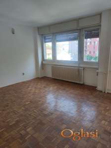 Dvosoban Stan - Bulevar Oslobođenja