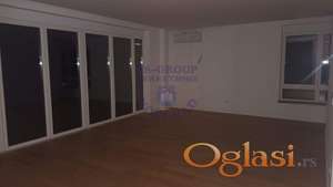 LUX petosoban stan u jednoj etaži!!!