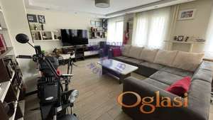 Atraktivan stan na Limanu 3