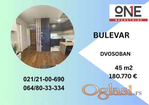 Dvosoban na bulevaru