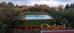 Fantastična vikendica - Razradjen posao!