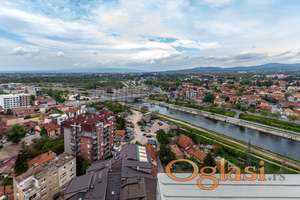 Trosoban stan, panoramski pogled, Bulevar