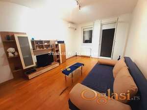 NAMEŠTENA GARSONJERA 25M2 NOVA DETELINARA 250EU