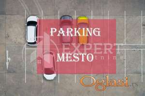 Izdaje se parking mesto u centru Niša, u Dušanovoj, 12m2