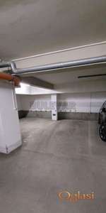 Garažno mesto, Dom Zdravlja