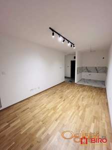 NOV STAN, odlična ponuda!