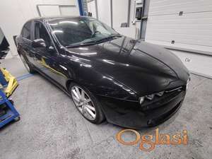 Alfa Romeo 159 desno krilo kod boje 601