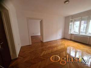 POSLOVNI PROSTOR U ŽELEZNIČKOJ ULICI