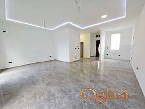 STAN - NOVI SAD - VIDOVDANSKO NASELJE - 148m2 - 260000 evra