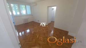 Novi Beograd, Blok 8, Bulevar Mihajla Pupina, 58m2 ID#37786
