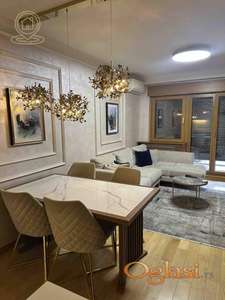 Izdavanje trosobnog stana – Južni Bulevar, Beograd, luksuzno opremljen, odlična lokacija