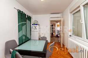 Kuća, 190m2, kod Novog Kliničkog