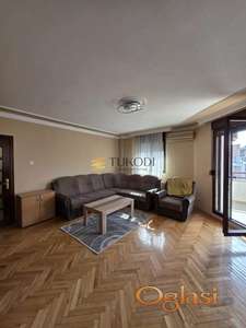 Prostran,svetao 3.0 stan od 91m2