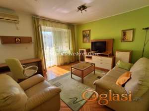 EXtra stan-Petra Drapšina 065 385 88 86