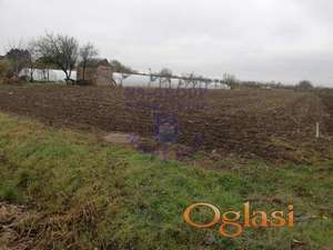 Na prodaju plac idealan za izgradnju porodične kuće ili hale u Kovilju