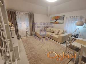 Namešten dvoiposoban