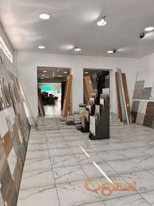 Ruma, poslovni prostor, 1000m2 na parceli 2500m2, Hitno!