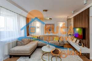 Na prodaju trosoban stan 63m2 u centru grada