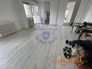 Odličan trosoban stan na Limanu 3