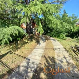 SREMSKA KAMENICA - ČARDAK - ODLIČAN PLAC SA KUĆOM - RETKO U PONUDI!!! UKNJIŽENO 1/1 - MOŽE KUPOVINA PUTEM KREDITA!!!