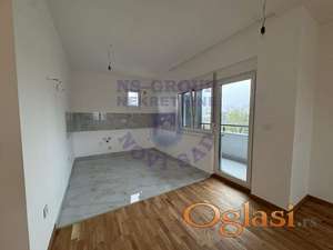 Troiposoban stan u Veterniku, parking u ceni, povrat PDV-a!