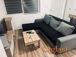 Nova garsonjera ful namestena na adicama