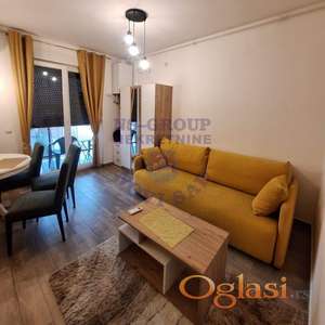 Garsonjera u Inđinji!