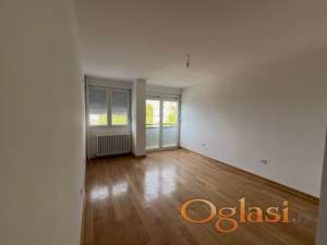 Kompletno renoviran – Top lokacija, Bulevar Kralja Petra I