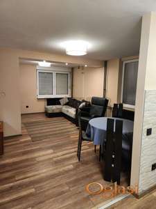 Izdaje se odličan, jednoiposoban stan kod Medicinskog fakulteta, 54m2