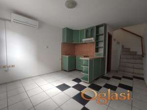 ČETVEROSOBNI DVORIŠNI DUPLEKS STAN/KUĆA