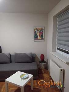 NAMEŠTENA KOMFORNA GARSONJERA, SOCIJALNO