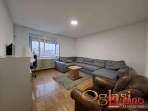 Potpuno renoviran dvosoban stan u mirnoj okolini