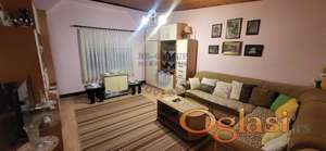 Trosoban u centru grada