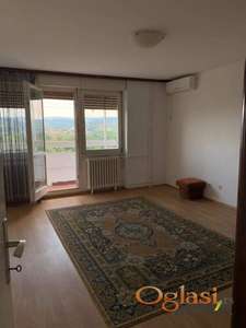 POLUNAMEŠTEN JEDNOSOBAN STAN NA LIMANU 4