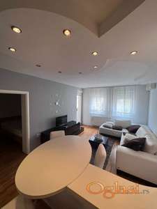 Dvosoban stan – Grbavica, TOP lokacija!