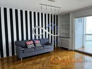 Novi Sad, Kej - Delimično namešten renoviran trosoban stan ID#1455