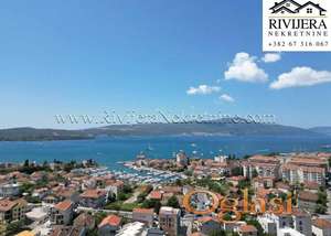 Na prodaju dvosoban stan Tivat