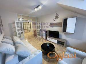 Kompletno renoviran i kompletno opremljen stan na Grbavici! Vredan Vase paznje!