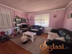 Odlična prizemna kuća u samom centru Temerina!