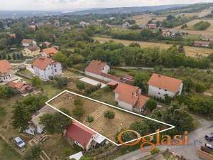 Prelep plac na TOP lokaciji