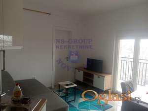 Predstavljamo Vam prelep jednoiposoban stan na samom ulazu u Veternik iz pravca Novog Sada.