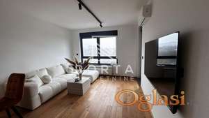 Lux, Belgrade Center,Pionir Palace, Garage ID#1603