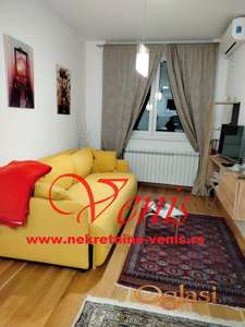 CENTAR ul. Šafarikova 36 m2 - 500 Evra  USELJIV ID#2653