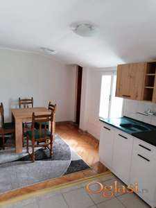 Jednosoban stan za izdavanje, Radijalac, 150€, 45m²