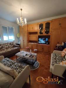 NAMEŠTEN DVOSOBAN STAN NA NOVOJ DETELINARI