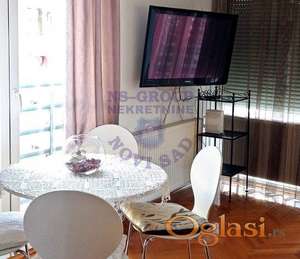 Odličan dvoiposoban stan na socijalnom.